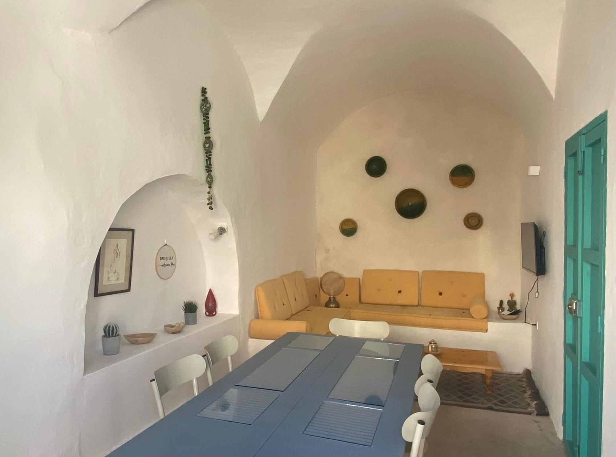 Dar Lily Bed & Breakfast Erriadh Екстериор снимка