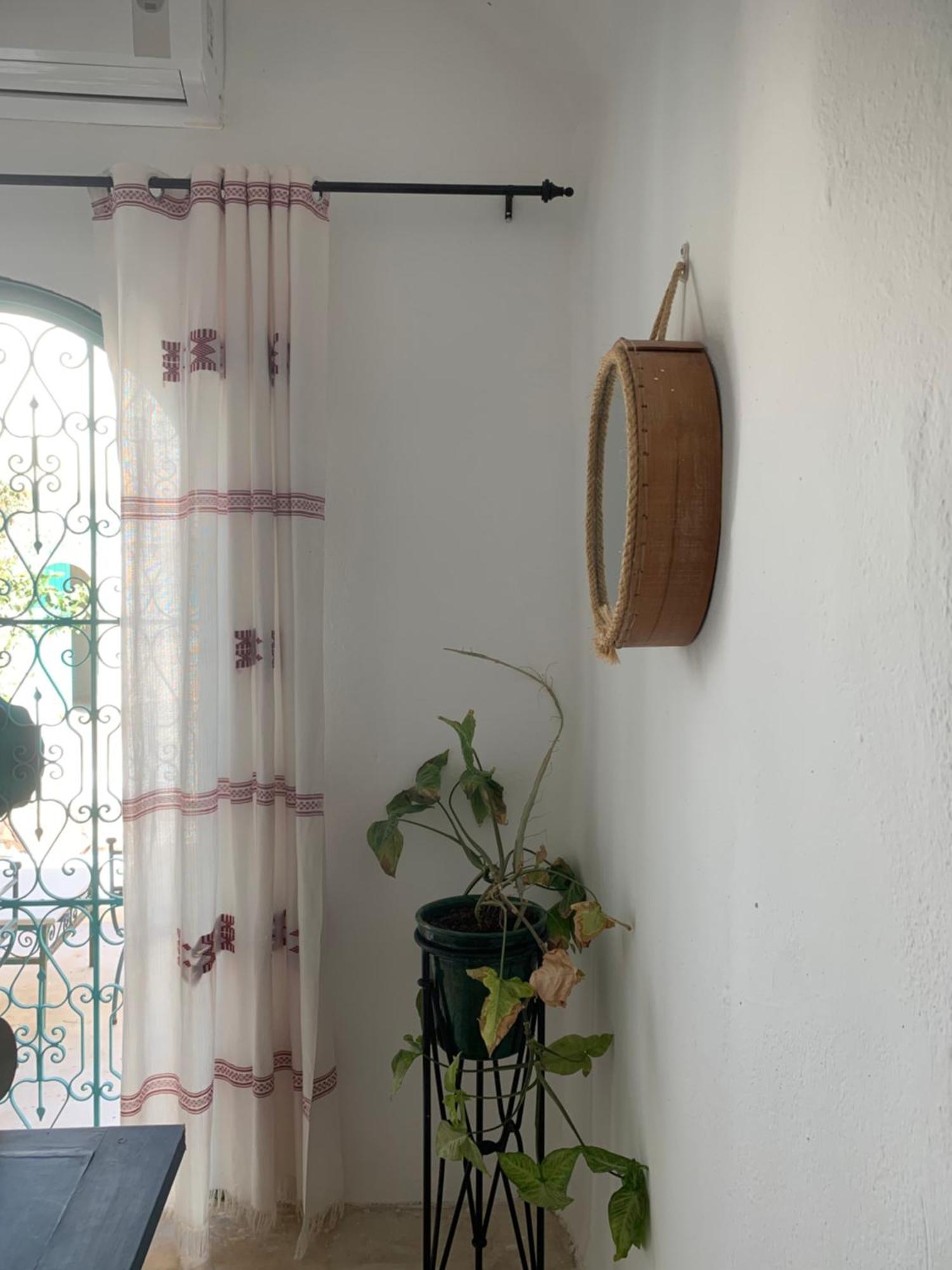 Dar Lily Bed & Breakfast Erriadh Екстериор снимка