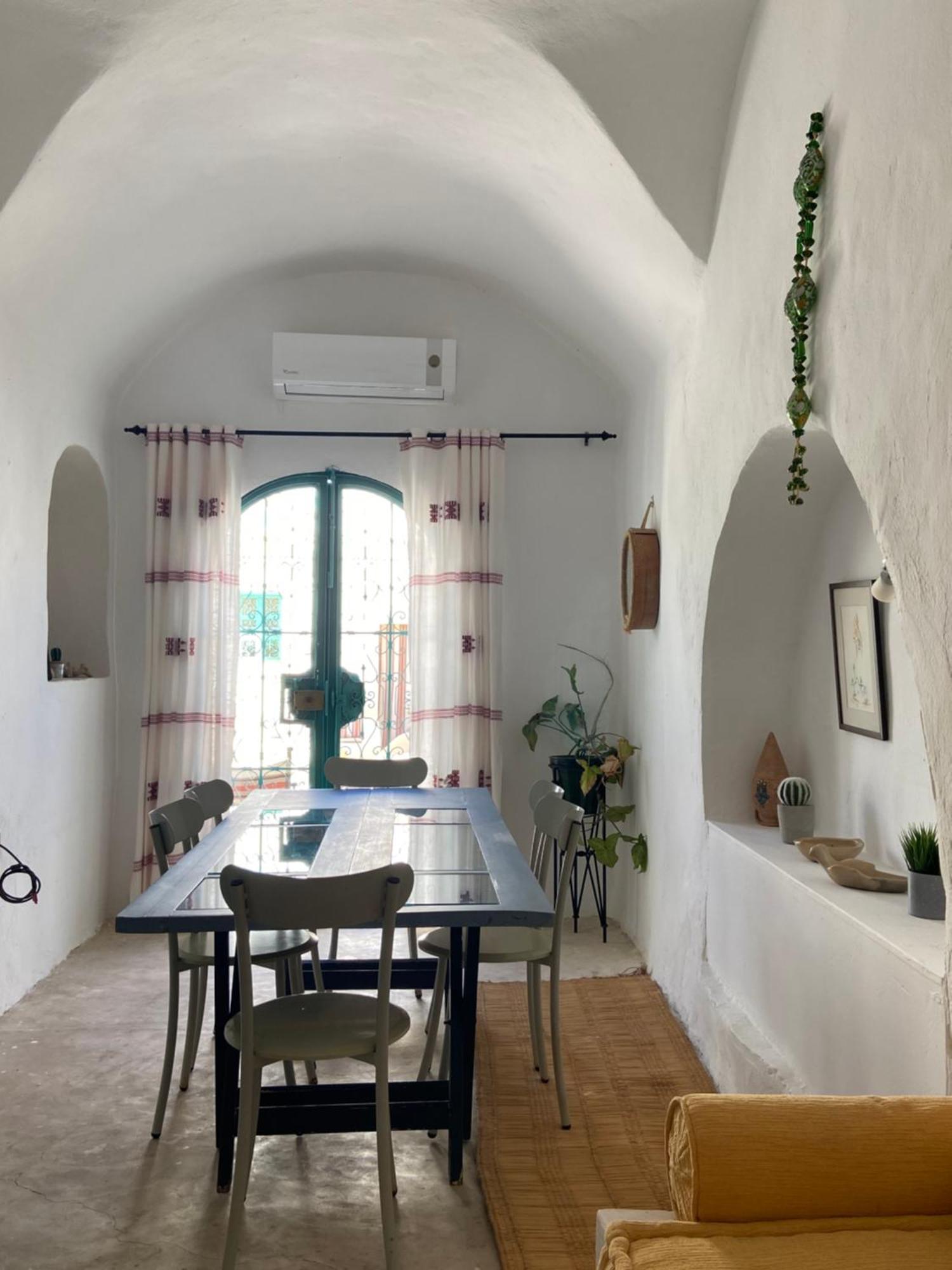 Dar Lily Bed & Breakfast Erriadh Екстериор снимка