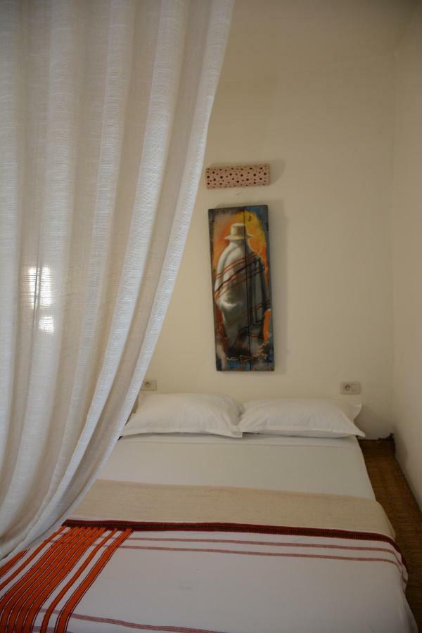 Dar Lily Bed & Breakfast Erriadh Екстериор снимка